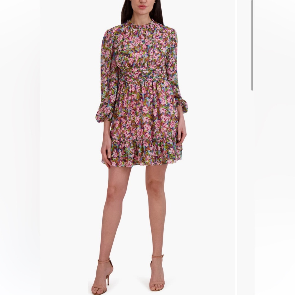 New with Tags Julia Jordan Chiffon Mock-Neck Shift Dress